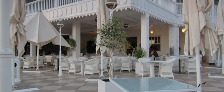 Restaurante Amura (Puerto Calero) Restaurante Amura (Puerto Calero)